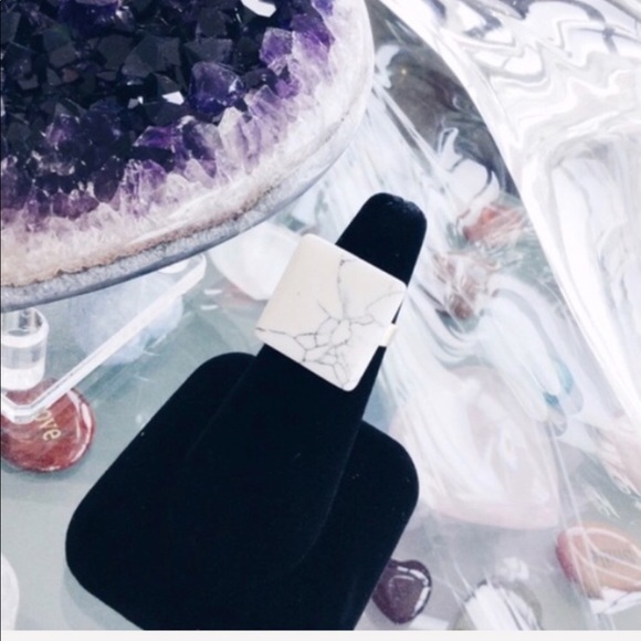 💛⚪️MARBLE RINGS - Picture 8 of 8